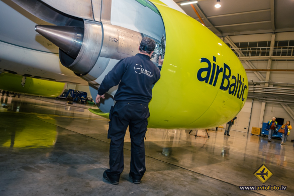 Bombardier CSeries CS300 (BD-500-1A11)
